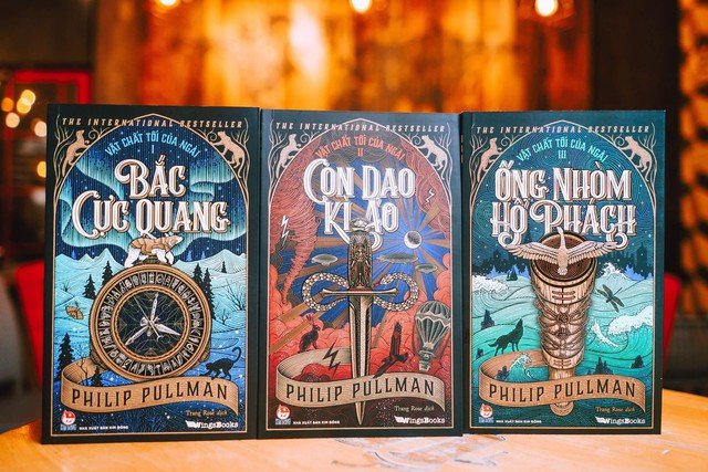 The classic fantasy novel series His Dark Matter was officially released in Vietnam